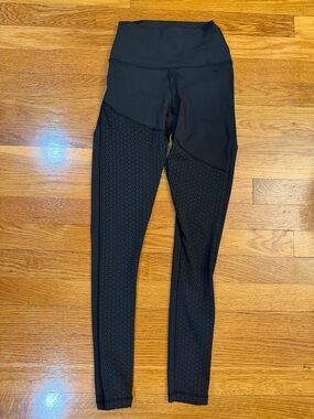 Buffbunny Asymmetric Laser Cut Detail Leggings in Black - Size XS *Small Flaw*